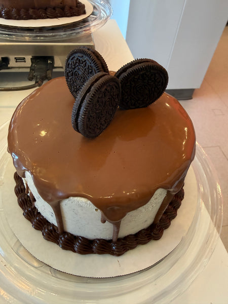 8" Ganache Cookies & Cream